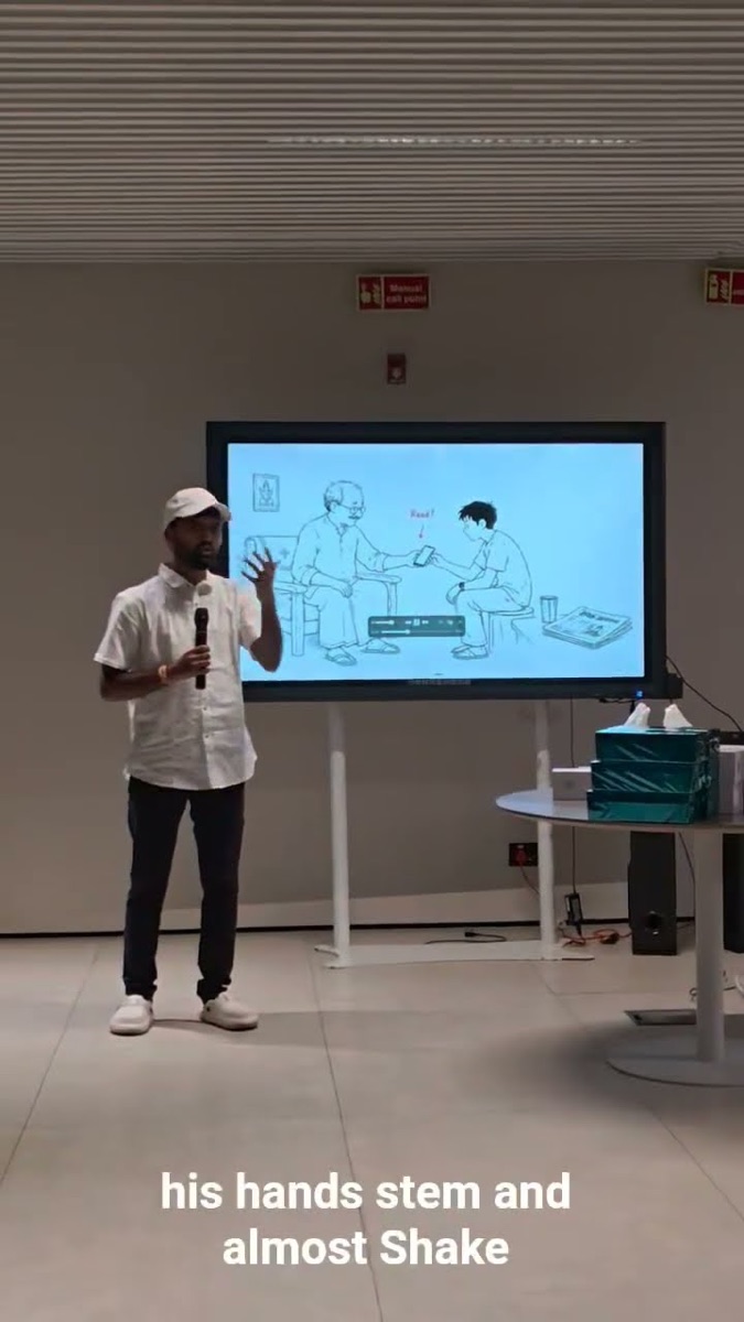 Pitching Dadu on stage
